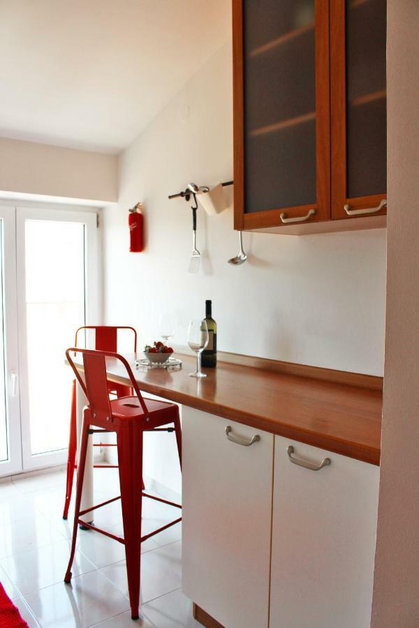 Sunny Corner In City Center With Free Parking Apartment Pula Ngoại thất bức ảnh